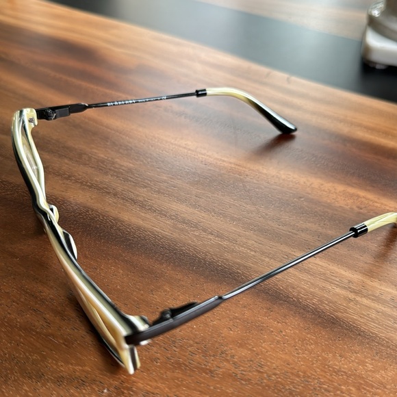 Burberry prescription eyewear B21133318 - Picture 2 of 3